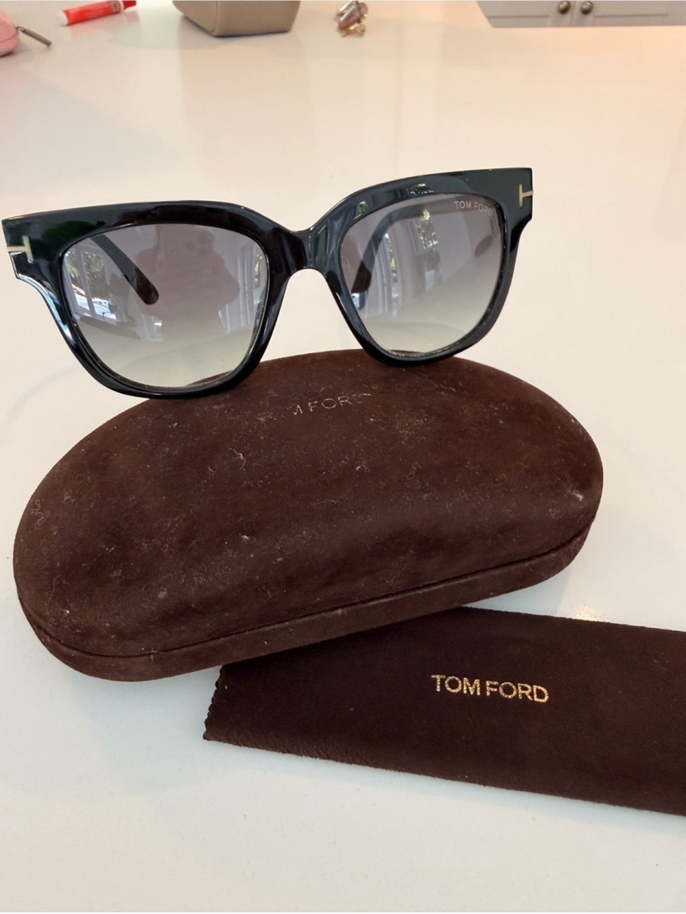 Tom Ford Black Cat-Eye Sunglasses with Gradient Lenses